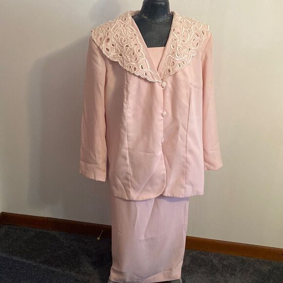 Jessica Taylor Peach Beaded skirt set, size 24W - Picture 1 of 6